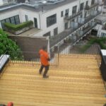 Terrasse extérieure en parquet bois réalisée par nos ouvriers