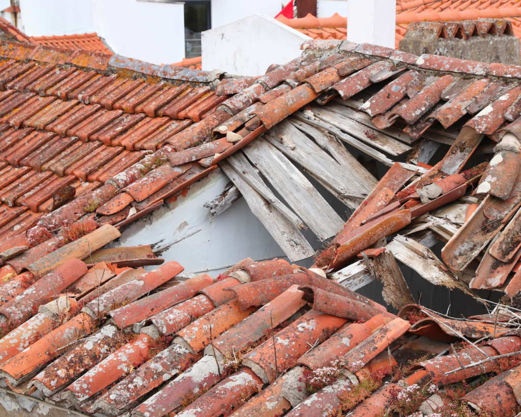 Que faire lorsque la toiture d'une habitation s'affaisse — free download